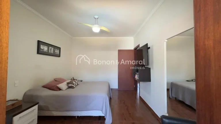 Imagem Casa em condomínio à venda na cidade de Valinhos