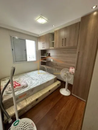 Imagem Apartamento originalmente com 4 dormitórios, estando com 3 dormitórios, sendo 1 suíte, rico em ar...