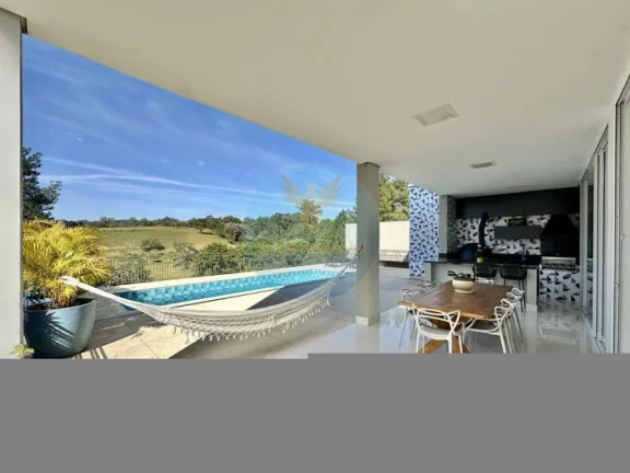 Imagem Casa em Condomínio a Venda no bairro Granja Viana - Cotia, SP