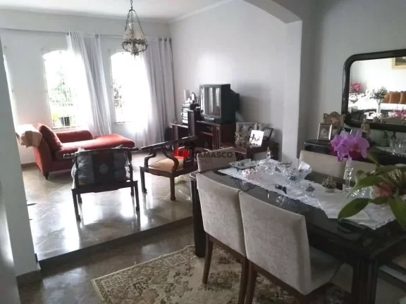 Imagem Sobrado à venda 4 Quartos, 2 Suites, 3 Vagas, 270M², Campestre, Santo André - SP