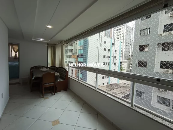 Imagem Locação Anual com 2 dormitórios, mobiliado 1 vaga de garagem privativa localizado no centro de Balneário Camboriú - SC
