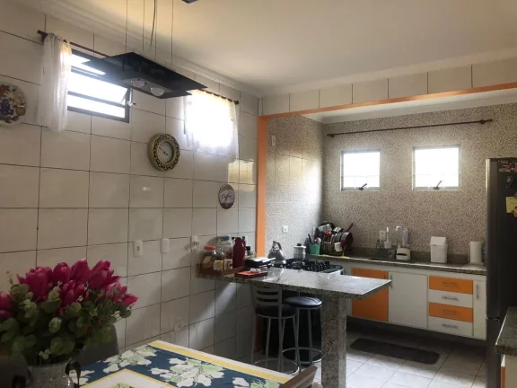 Imagem Sobrado com 4 dormitórios à venda por R$ 1.000.000,00 - Jardim Satélite - São José dos Campos/SP