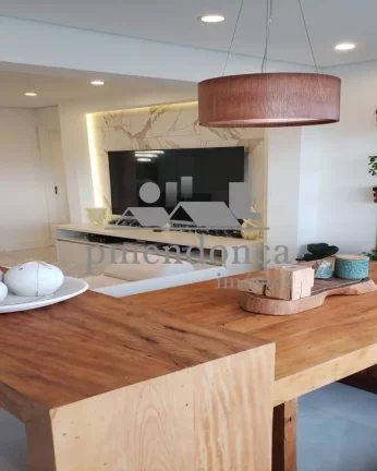 Imagem Apartamento mobiliado a venda na Barra Funda com 103m², 3 quartos ( 1 suíte ) e 2 vagas.