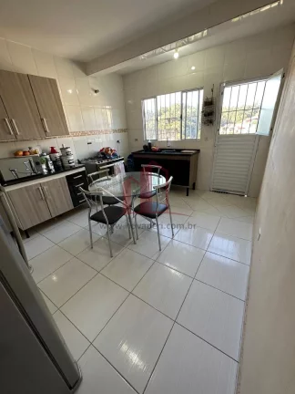 Imagem Sobrado à venda no Jardim Luciana em Franco da Rocha-SP: 2 quartos, 1 sala, 2 banheiros, 1 vaga de garagem, 62,36 m² de área.