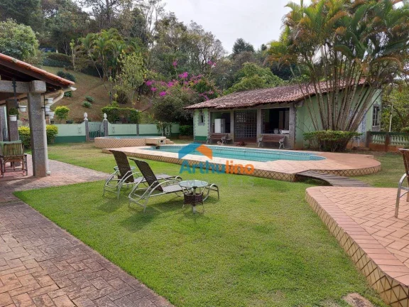 Imagem Magnífica chácara de 2800 m² - 7 dorm - 08 vagas - venda por R$ 1.000.000 e pacote locação por R$ 6.650/mês - Condominio Restinga Verde- São Roque/SP