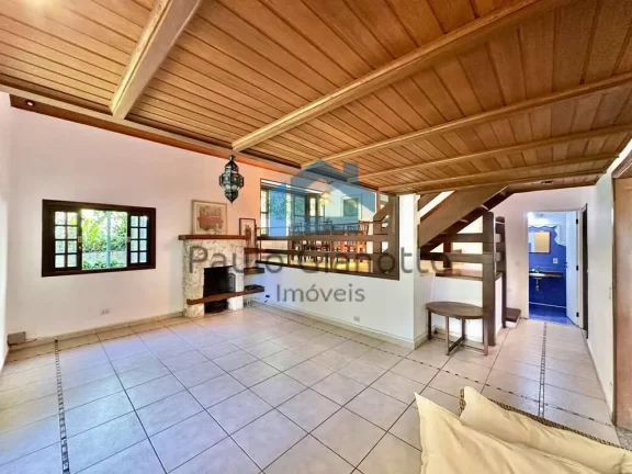 Imagem Linda Casa Avaranda à venda na Granja Viana