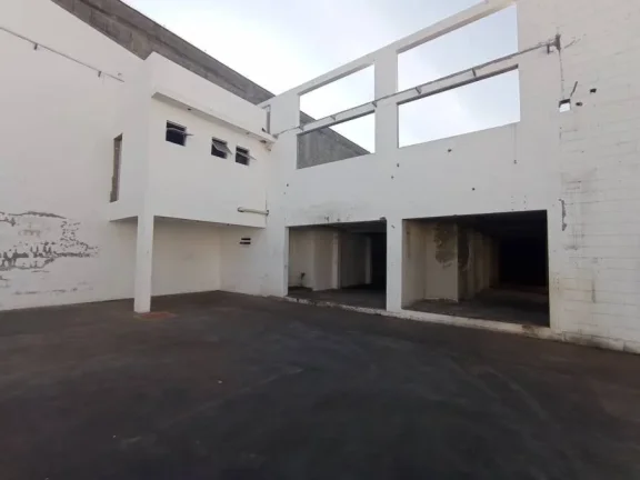 Imagem Alugo Terreno com Galpão em SBC, Planalto