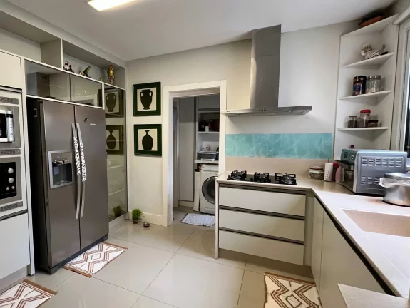 Imagem Apartamento alto padrão de 4 dormitórios proximo a Av. Central em BC