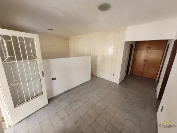 Imagem Casa térrea à venda com 2 quartos na região do Engordadouro, em Jundiaí-SP