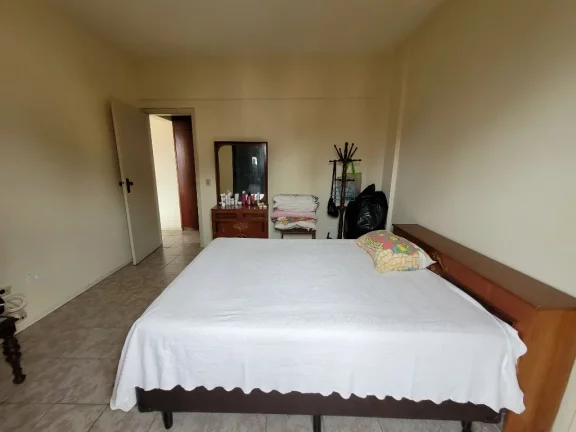Imagem TOMBO - LOCALIZAÇÃO PRIVILEGIADA, APTO ESPAÇOSO, CLARO E AREJADO, LAZER C/ PISCINA, CHURRASQUEIRA, SALÃO DE FESTAS/JOGOS, GARAGEM NO PRÉDIO.