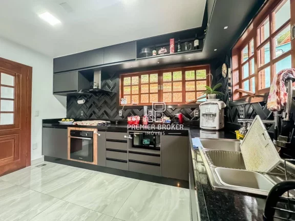 Imagem Casa à venda, 200 m² por R$ 1.490.000,00 - Albuquerque - Teresópolis/RJ