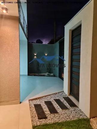 Imagem Sobrado para Venda em Maringá, JARDIM TÓQUIO, 3 dormitórios, 2 suítes, 4 banheiros, 4 vagas