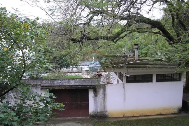 Imagem "Adquira Sua Fazenda dos Sonhos na Agro Brasil, RJ!"