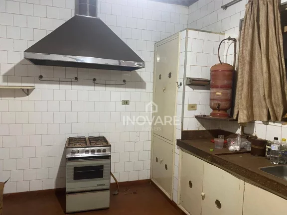 Imagem Casa com 3 dormitórios para alugar, 540 m² por R$ 3.000,00/mês - Setor Central - Itumbiara/GO