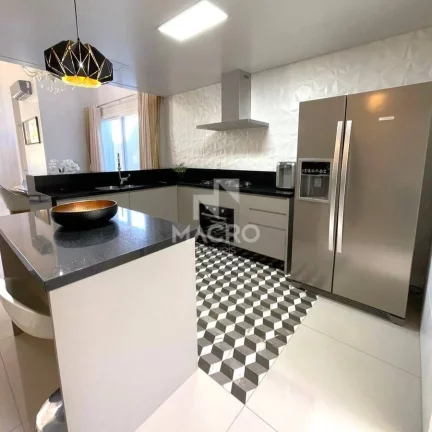 Imagem Casa Mobiliada | Czerniewicz | 3 quartos (1 suíte) | 312m²