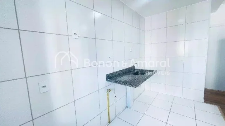 Imagem Apartamento em andar alto, com sol da manhã, e 2 vagas de garagem cobertas, oferecendo conforto, pr...