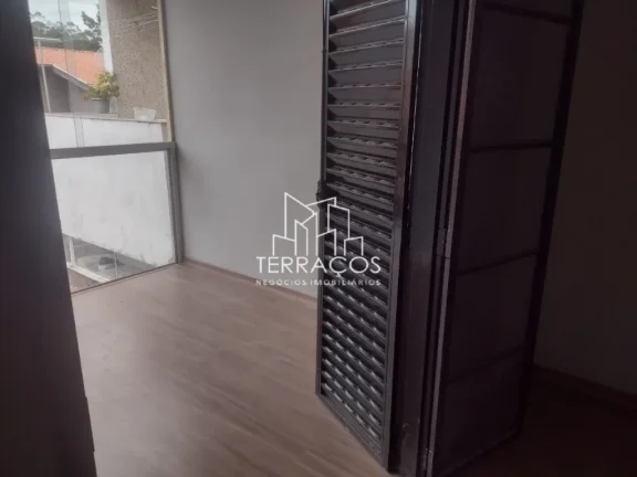 Imagem CONFORTÁVEL CASA COM DOIS DORMITÓRIOS - JARDIM BERTIOGA - VÁRZEA PAULISTA