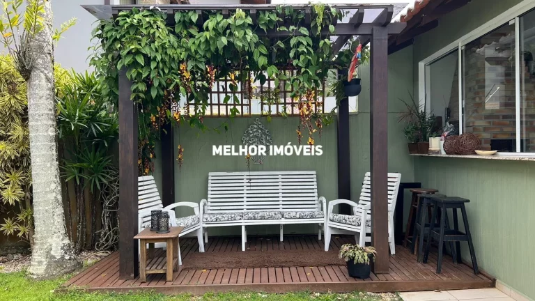 Imagem Casa com 05 dormitórios à venda, 492 m² - Praia dos Amores em Balneário Camboriú