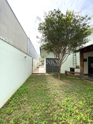 Imagem CASA Á VENDA, NO SETOR RESIDENCIAL NORTE EM SINOP - MT.