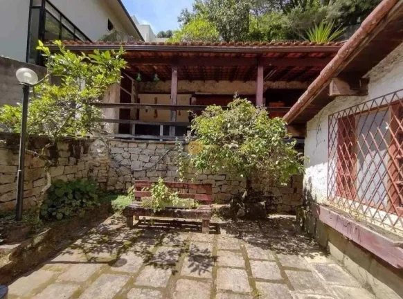 Imagem Casa para Venda em Teresópolis / RJ no bairro Cascata dos Amores