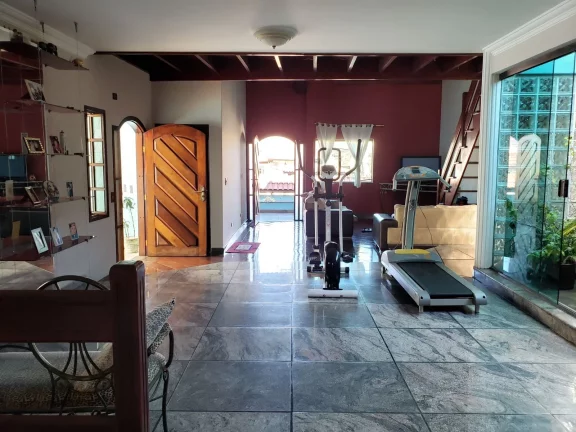 Imagem CASA ASSOBRADADA