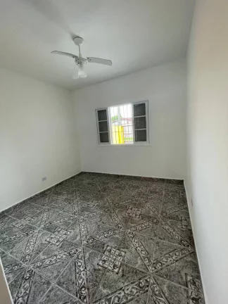 Imagem Ótima casa com dois dormitórios - Vila Caiçara - Praia Grande.
