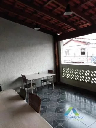 Imagem Casa com ótima localização com 2 dormitórios, 2 vagas de garagem com valor ,excelente!!!