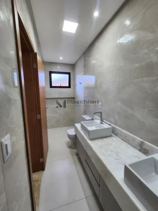 Imagem Casa Térrea Alto Padrão no Portal do Sol Golfe Clube Goiânia