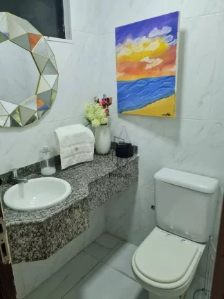 Imagem Apartamento com varanda / sacada em excelente localização a 80m do mar da praia de Intermares - AP2036.