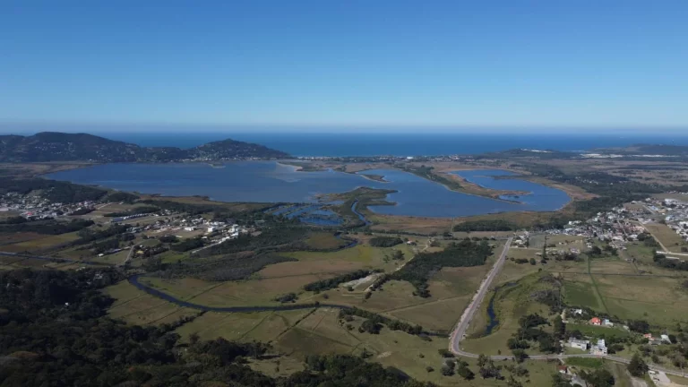 Imagem Terreno com Vista Privilegiada e Grande Potencial em Garopaba - Encantada / Serraria