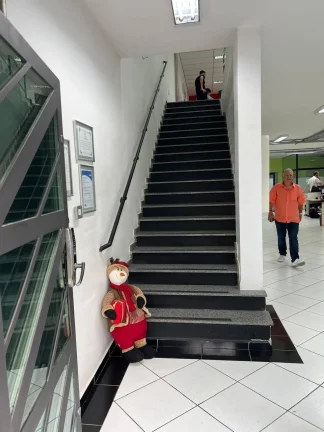 Imagem Prédio Comercial há 300 metros da Estação Carrão