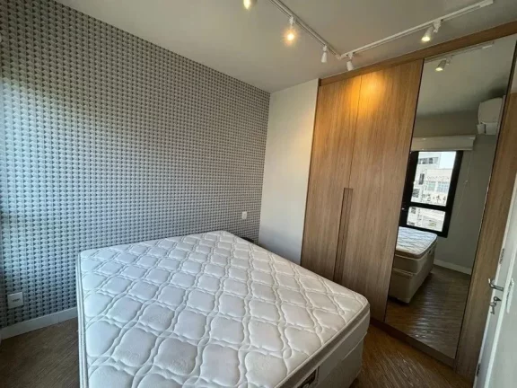 Imagem Apartamento para Venda em São Paulo, Pinheiros, 1 dormitório, 1 banheiro, 1 vaga