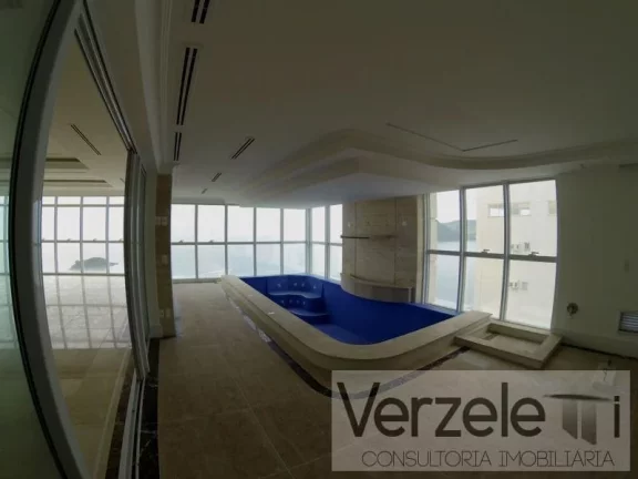 Imagem Frente ao Mar para Venda em Balneário Camboriú / SC no bairro Centro