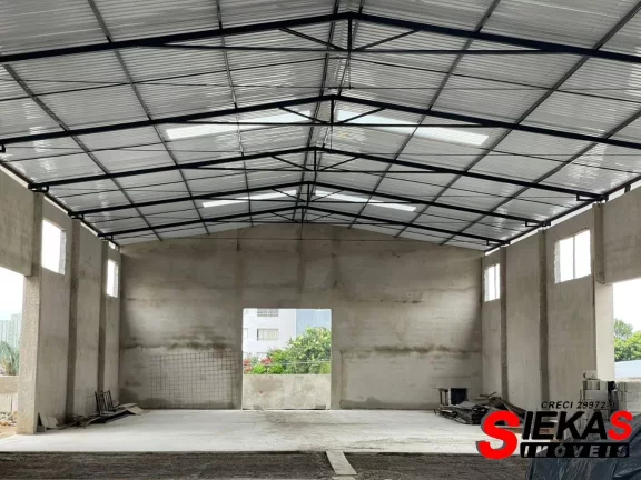 Imagem Galpão Comercial para Locação em São Paulo-SP, Vila prudente: 5 Salas, 5 Banheiros, 12 Vagas de Garagem, 555m²!
