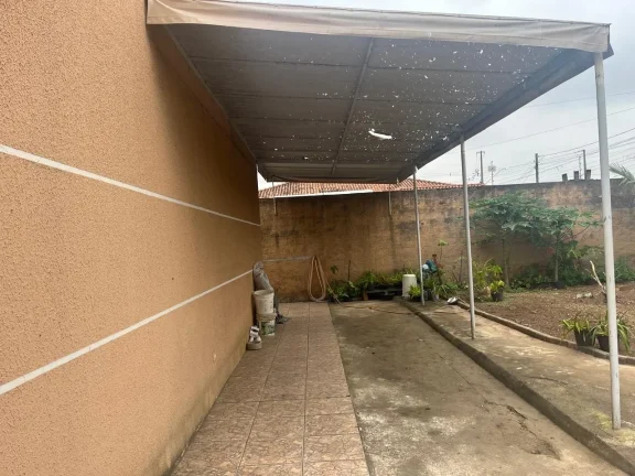 Imagem Casa na Fazenda Rio Grande. Naçoes. 221 m2. Amplo terreno.