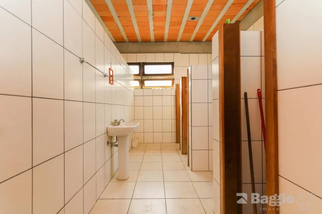 Imagem Barracão à venda no CIC Cidade Industrial Curitiba