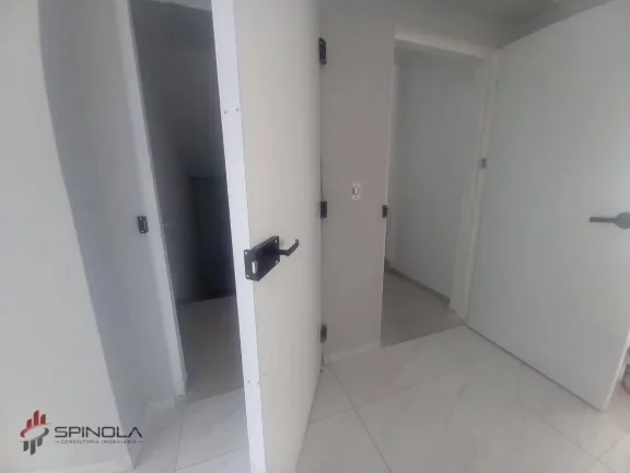Imagem Apartamento com 2 dormitórios à venda, 68 m² por R$ 420.000,00 - Mirim - Praia Grande/SP