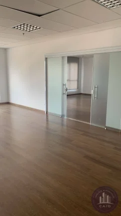 Imagem Sala com 112 m² para aluguel por R$ 6.600,00 - Alphaville/SP