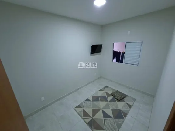 Imagem Casa à venda em Uberaba com 2 dormitórios e móveis planejados