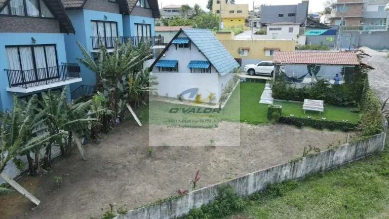 Imagem Vendo lindo Chalé com área total de 518 m², espaço gourmet e 3 vagas