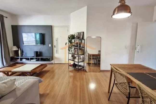 Imagem Apartamento com 116m², 3 dormitórios, sendo 1 suite, 3 banheiros, sendo 1 lavabo. Sala para dois a...