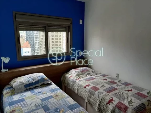 Imagem Ótimo apartamento com 115m² em Moema Pássaros Moderno, andar alto, muita luz natural Living com v...