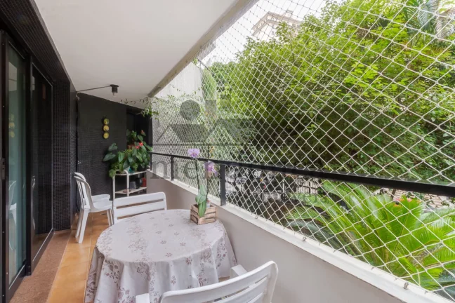 Imagem Apartamento em Perdizes com 3 quartos (1 suíte) e 2 vagas, 155m².