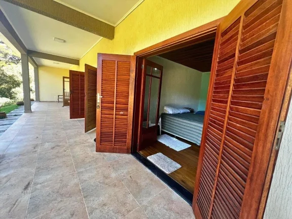 Imagem Chácara Alto Padrão | O Refúgio Definitivo em Gonçalves