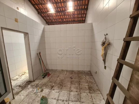 Imagem Excelente casa bem ventilada, em ótima localização na Parquelândia, próximo Av. Bezerra de Mene...