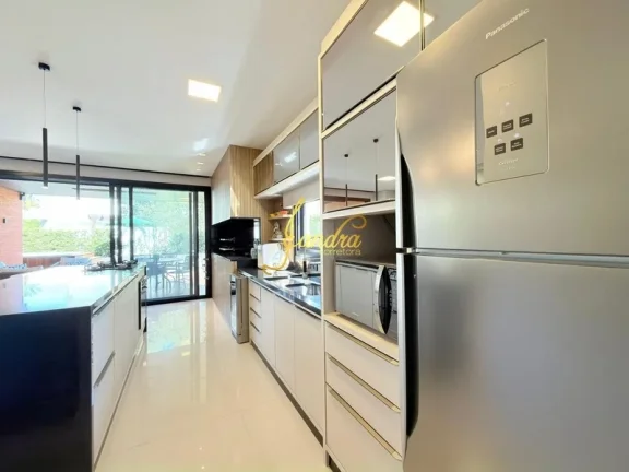 Imagem Casa no Velas da Marina com amplas 4 suítes, Jacuzzi