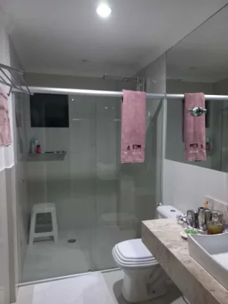 Imagem APARTAMENTO AMPLO REFORMADO, COM 3 SUÍTES, 1 QUADRA DA PRAIA DE PITANGUEIRAS, COM LAZER E 2 VAGAS DE GARAGEM