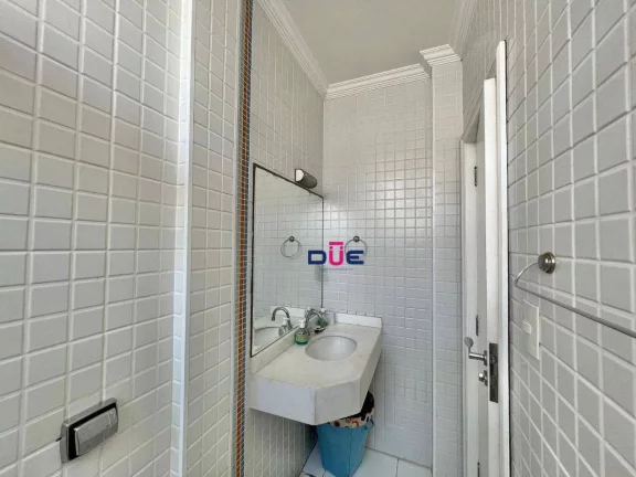 Imagem Apartamento com 3 suítes à venda, de frente para o mar, na Praia das Pitangueiras - Guarujá/SP