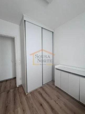 Imagem Apartamento em condomínio de torre única com 28 andares, 70 m² de área privativa. O imóvel poss...