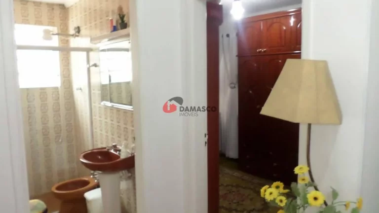 Imagem Sobrado à venda 3 Quartos, 2 Vagas, 215M², Jardim Guairaca, São Paulo - SP